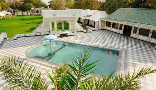 Triple Room with Pool View