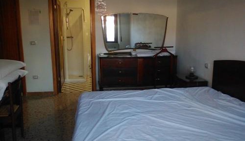 Double or Twin Room with Bathroom