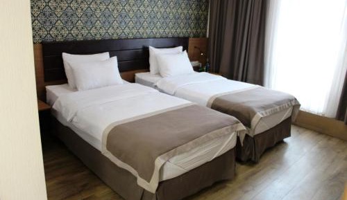 Double or Twin Room with Garden View