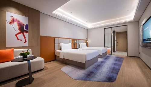 Superior room with two single beds
