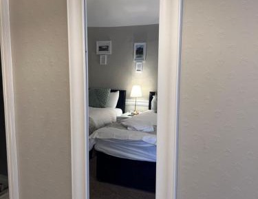 Twin Room with Bathroom