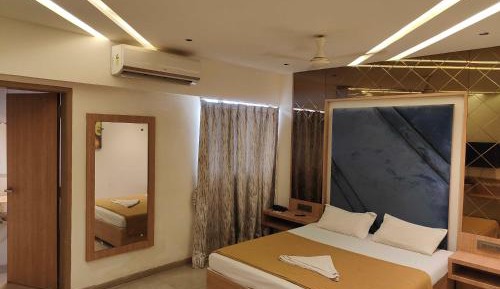 Classic Triple Room