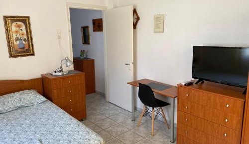 Studio Apartment with Balcony