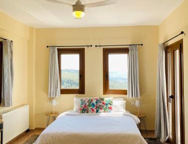 Premium Quadruple Room