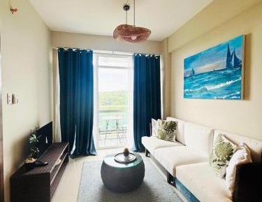 Deluxe One-Bedroom Apartment with Garden View