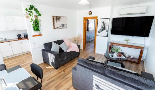 Two-Bedroom Deluxe Apartment