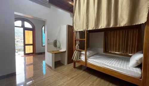 Mixed Dormitory Room