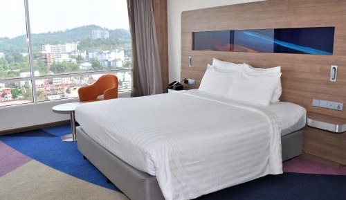 Grand Deluxe Room with King Bed