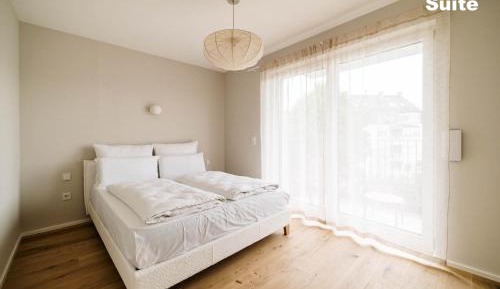 Suite Apartment with Balcony