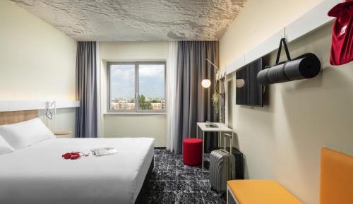 Suite with Park View