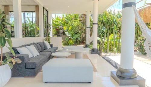 One-Bedroom Villa