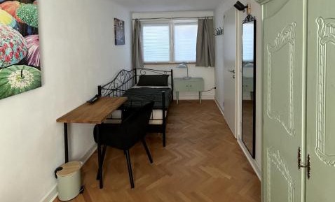 Single Room with Shared Bathroom