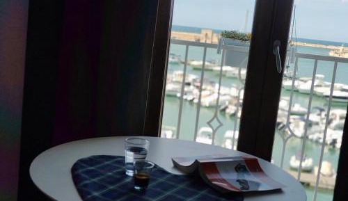 Deluxe One-Bedroom Apartment with City View