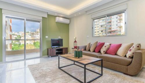 Two-Bedroom Deluxe Apartment with Balcony