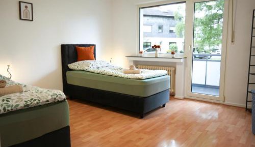 Three-Bedroom Apartment with Balcony