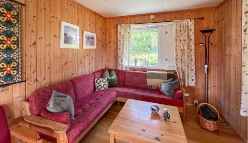 Three-Bedroom Holiday Home 