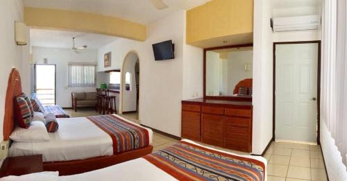Junior Suite with Balcony