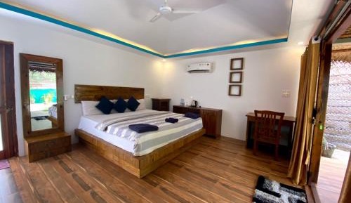 King Room with Garden View