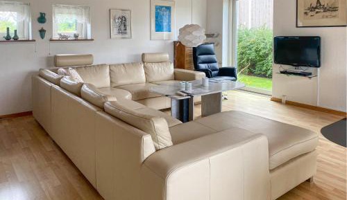 Two-Bedroom Holiday Home