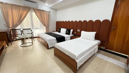 Deluxe Family Suite