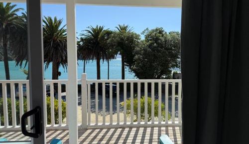 Family Room with Sea View