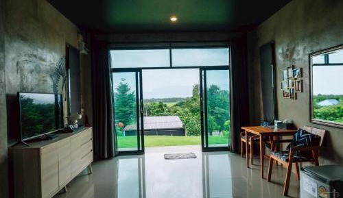King Room with Mountain View