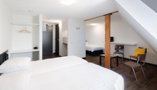 Triple Room with Private Bathroom
