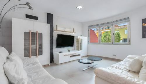 Three-Bedroom Superior Apartment