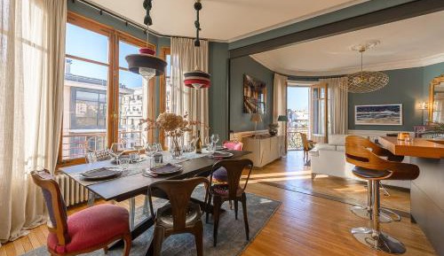 Three-Bedroom Superior Apartment