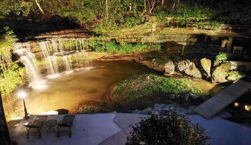 Apartment with Shower