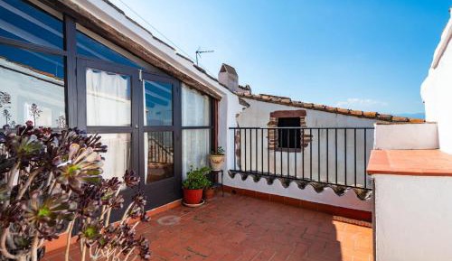 Three-Bedroom Superior Apartment