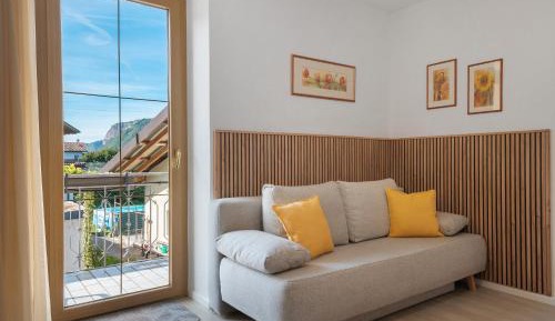 Superior One-Bedroom Apartment with Balcony