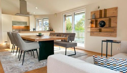 Three-Bedroom Apartment - High Floor