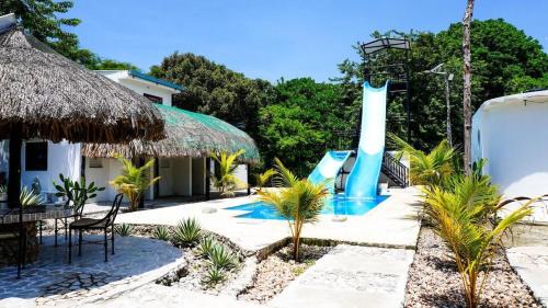 Three-Bedroom Vacation Home 