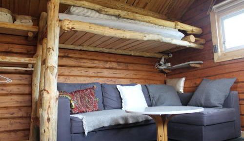 Small Cottage with Shared External Bathroom