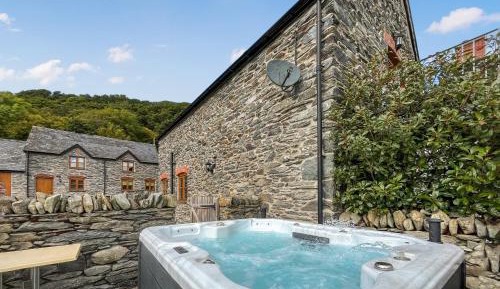 Two-Bedroom Holiday Home