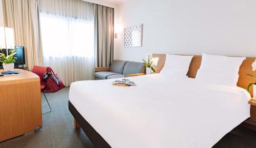 Superior Double Room with Sofa