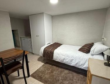 Economy Single Room