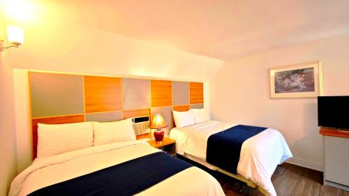 Double Room with Two Double Beds