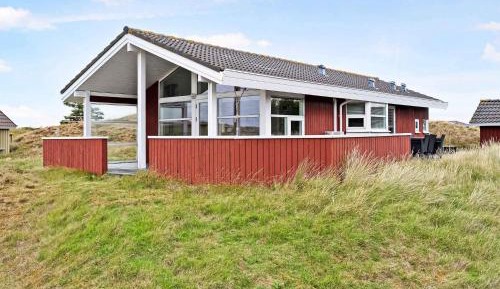 Two-Bedroom Holiday Home