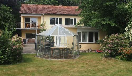 Seven-Bedroom Holiday Home