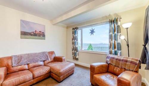 Three-Bedroom Vacation Home 