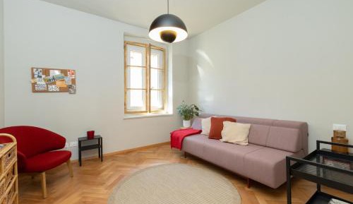 Superior One-Bedroom Apartment with Balcony