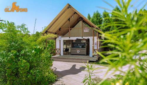  Signature Jurassic Tent