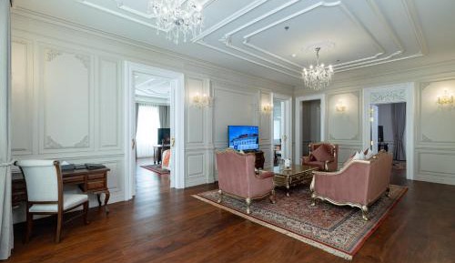 Presidential Suite