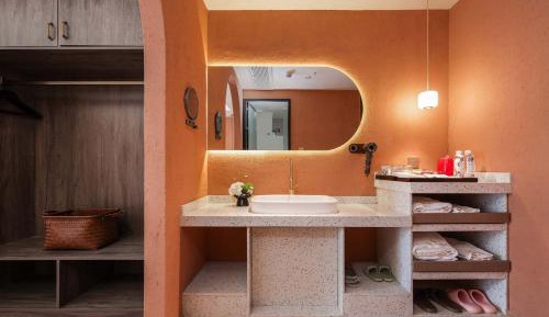 Twin Room with Mountain View