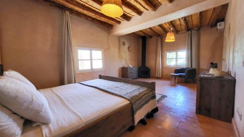 King Room with Mountain View