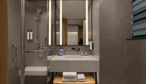 King Room with Sofa Bed and Skyline View