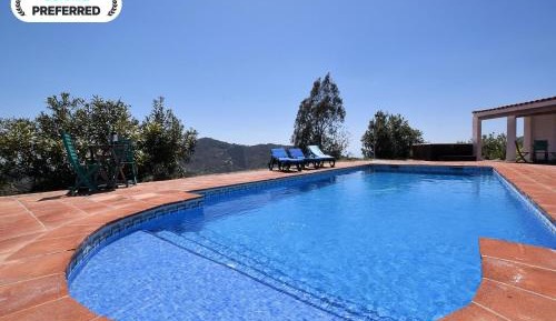 Five-Bedroom Villa