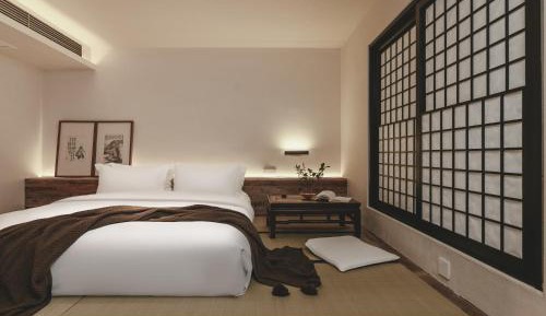 Double Room with Mountain View